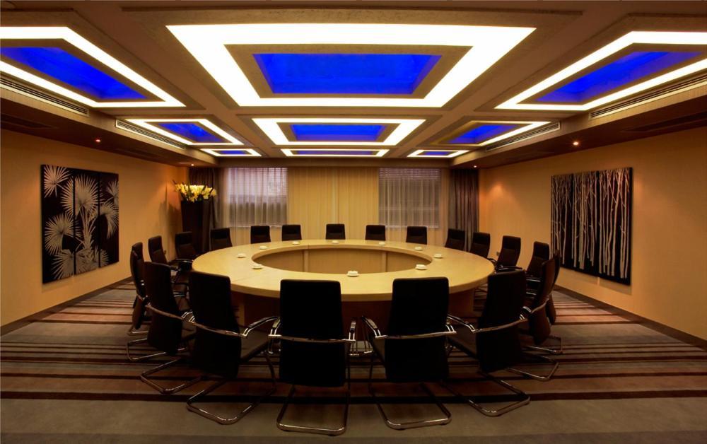 Logosun Hotel Wuhan Esterno foto