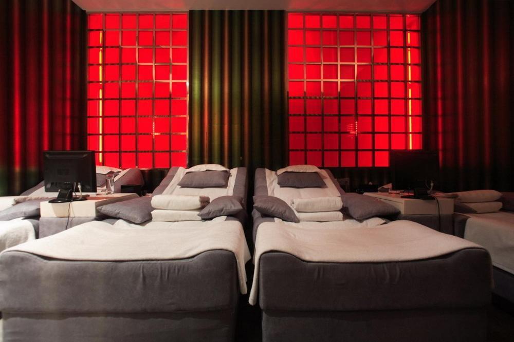 Logosun Hotel Wuhan Esterno foto